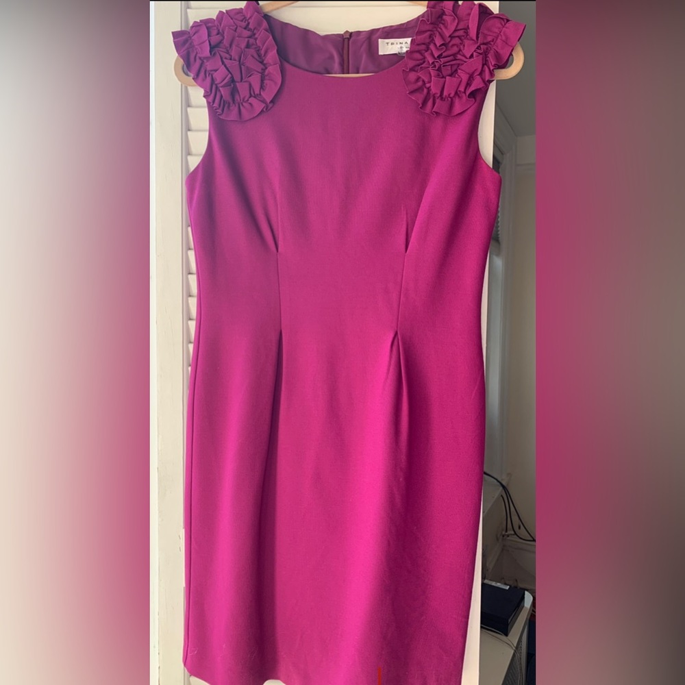 Trina Turk magenta sleeveless dress size 6